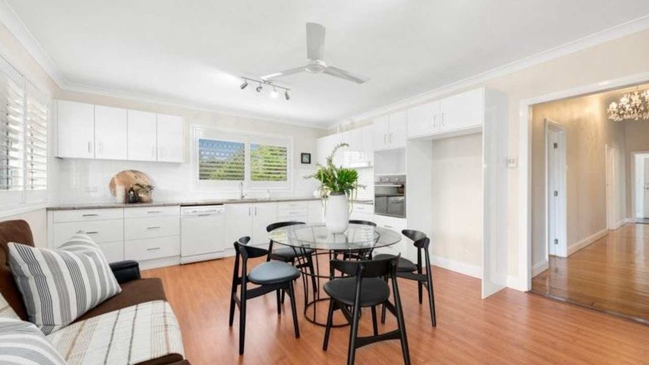 Furnished room with ensuite in a share house