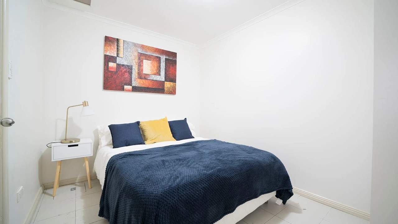 Furnished room in a share house