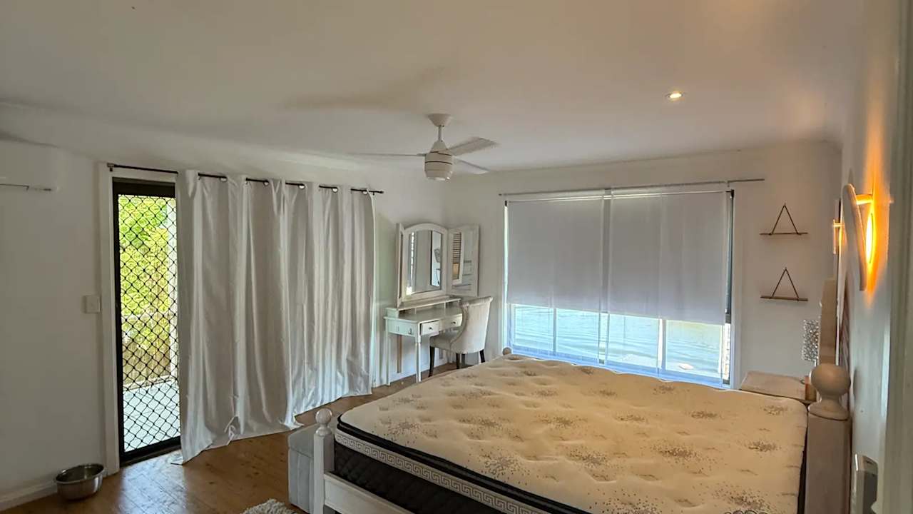 Furnished room with ensuite in a share house