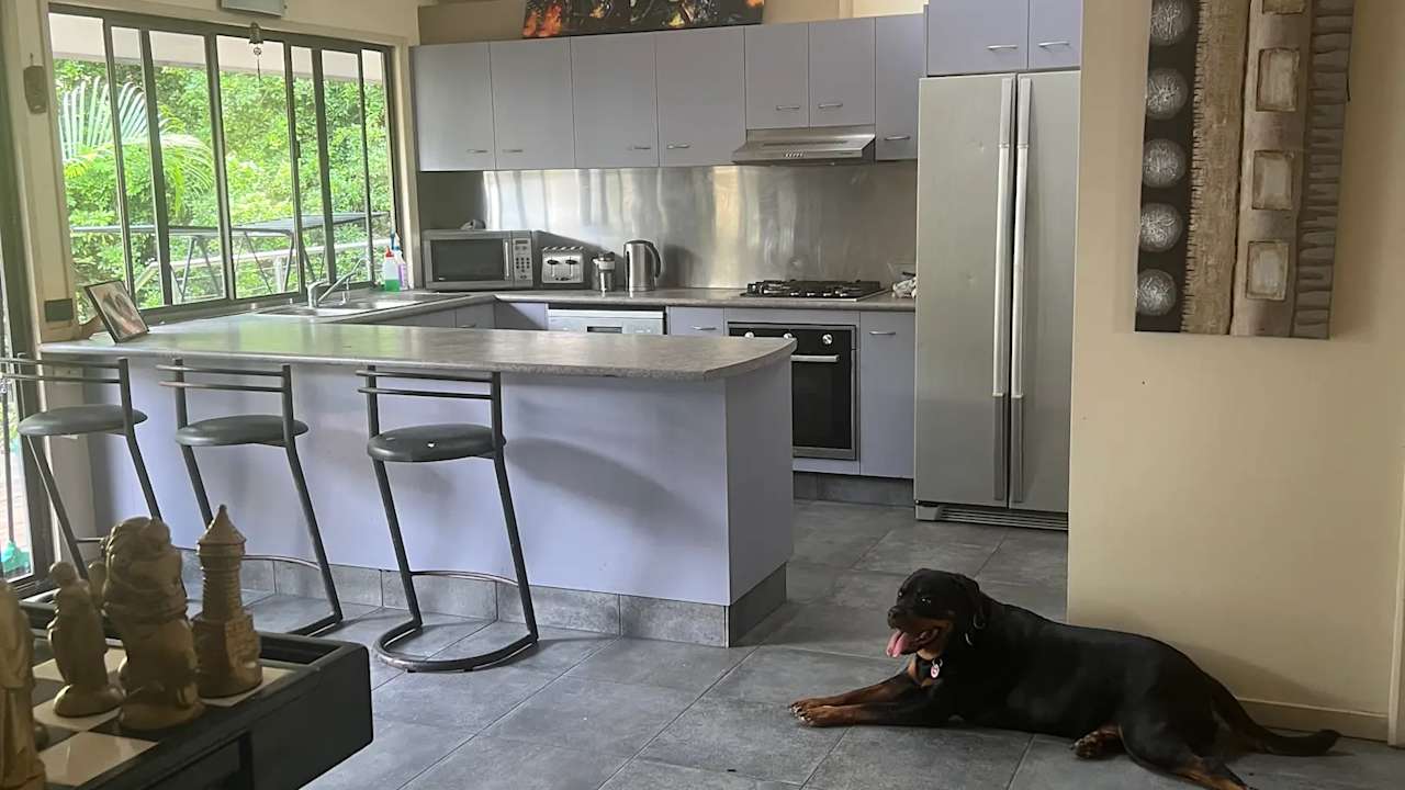 Unfurnished room in a share house