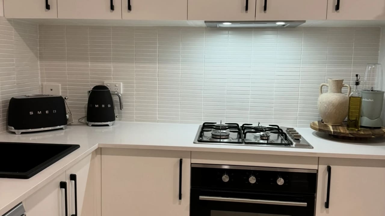 Unfurnished room in a share house