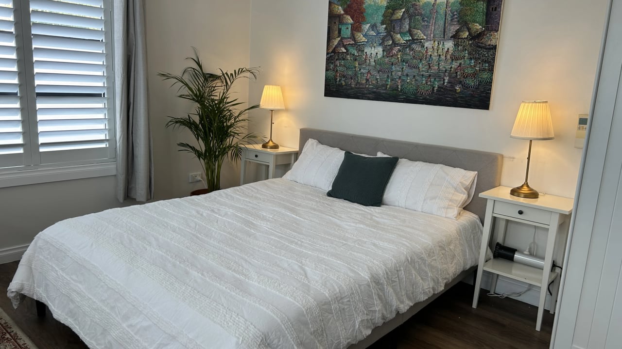 Furnished room studio flat for rent