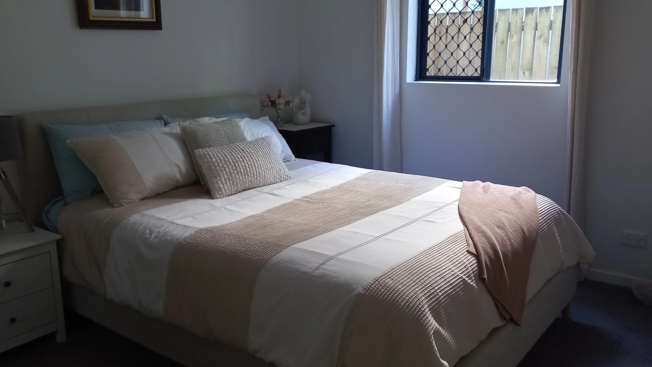 Furnished room with own bathroom