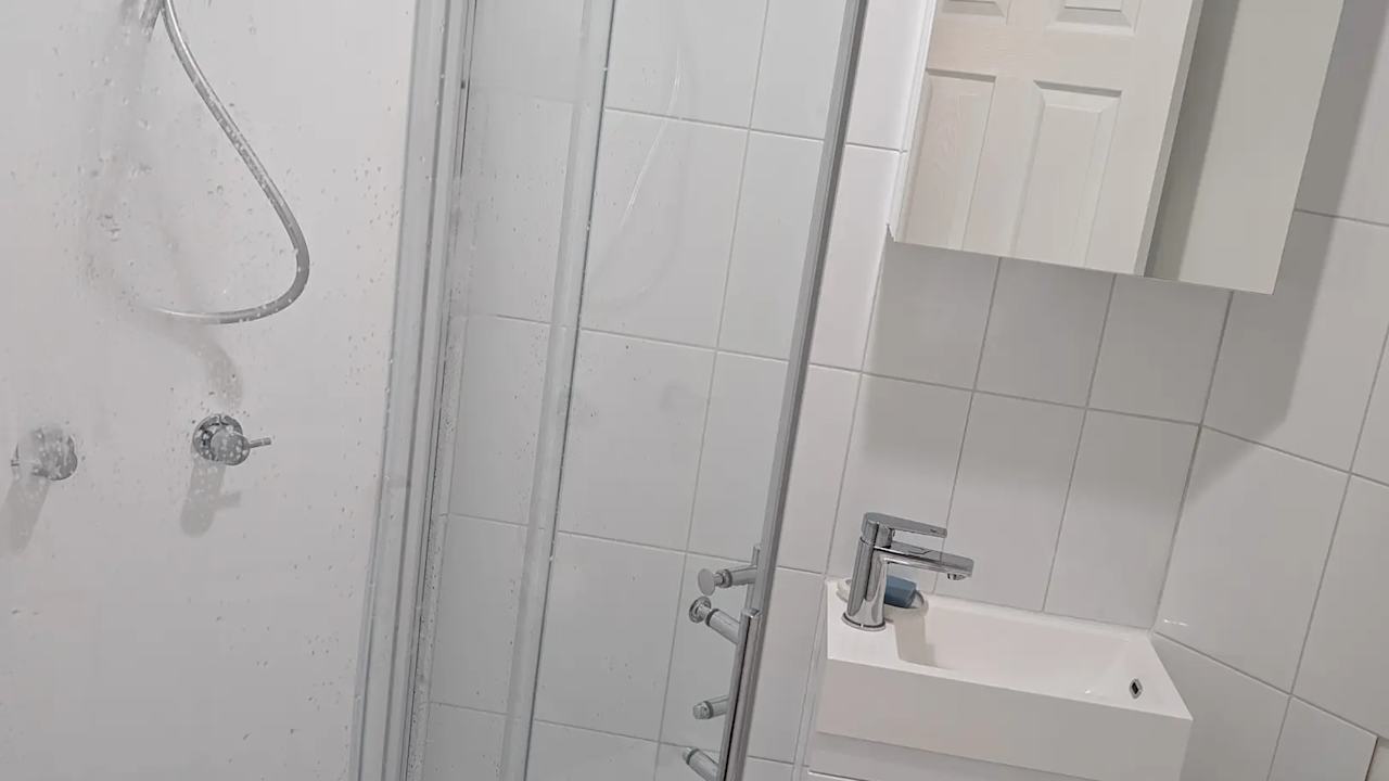 Furnished room with own bathroom