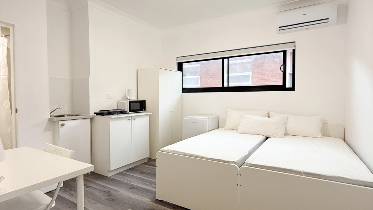 Furnished room studio flat for rent