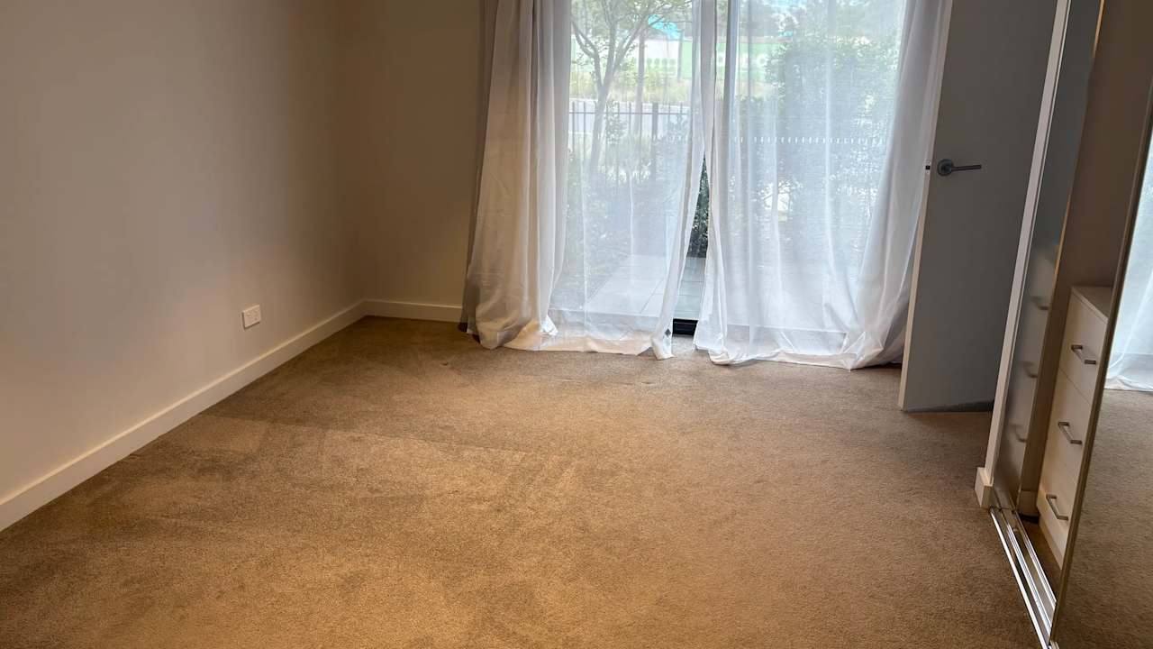 Room studio flat for rent