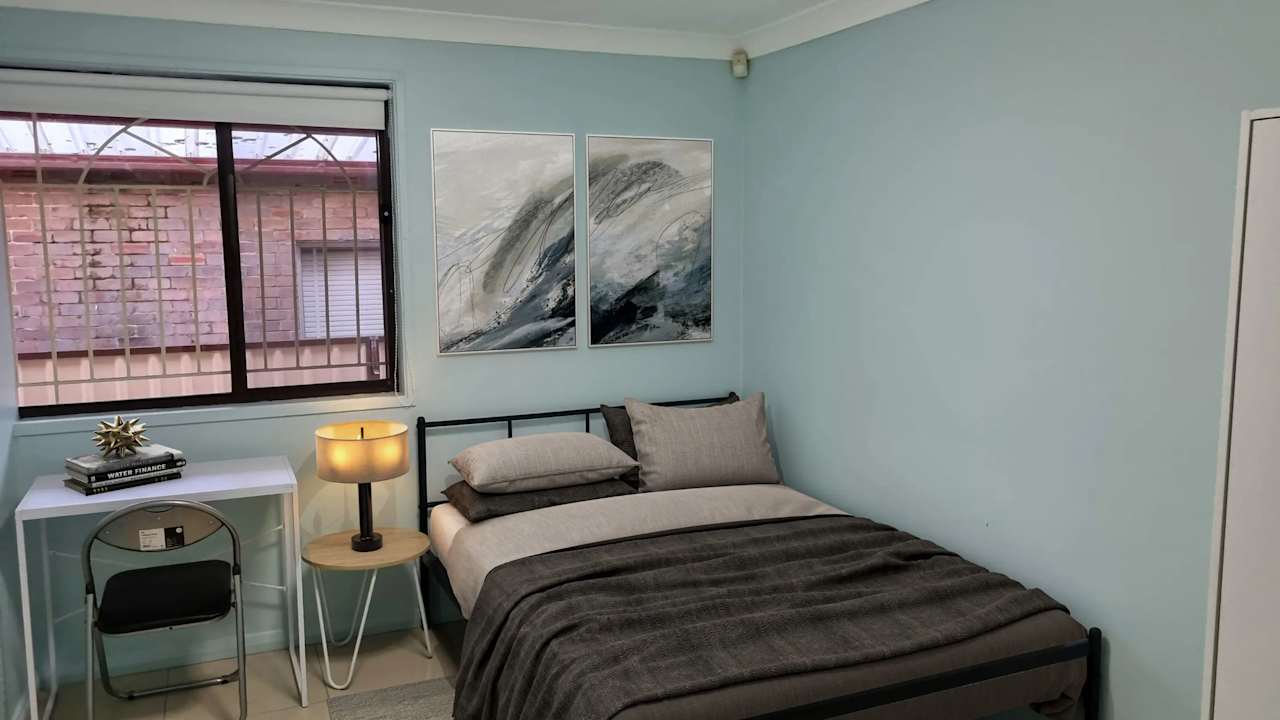 Furnished room in a share house