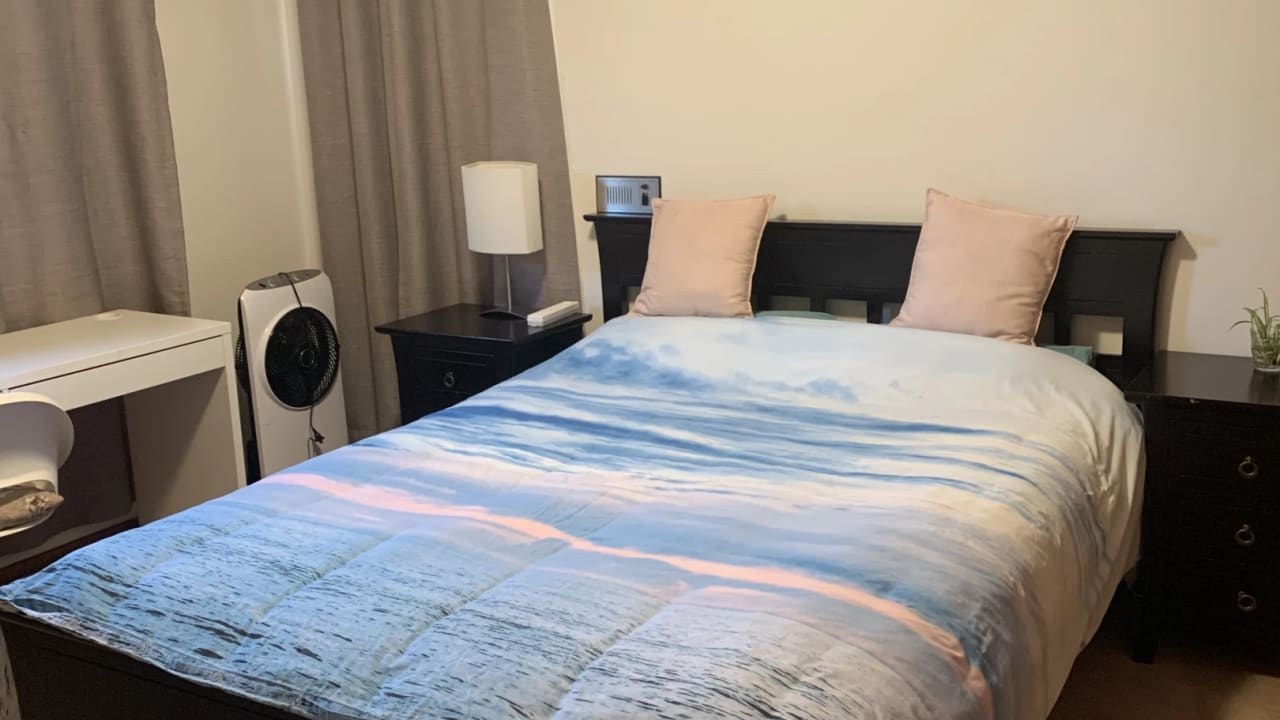 Furnished room in a share house