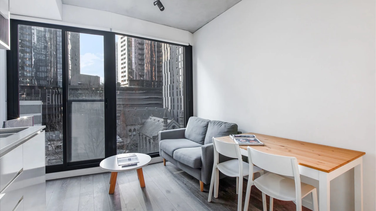 Whole property with 2 rooms for rent