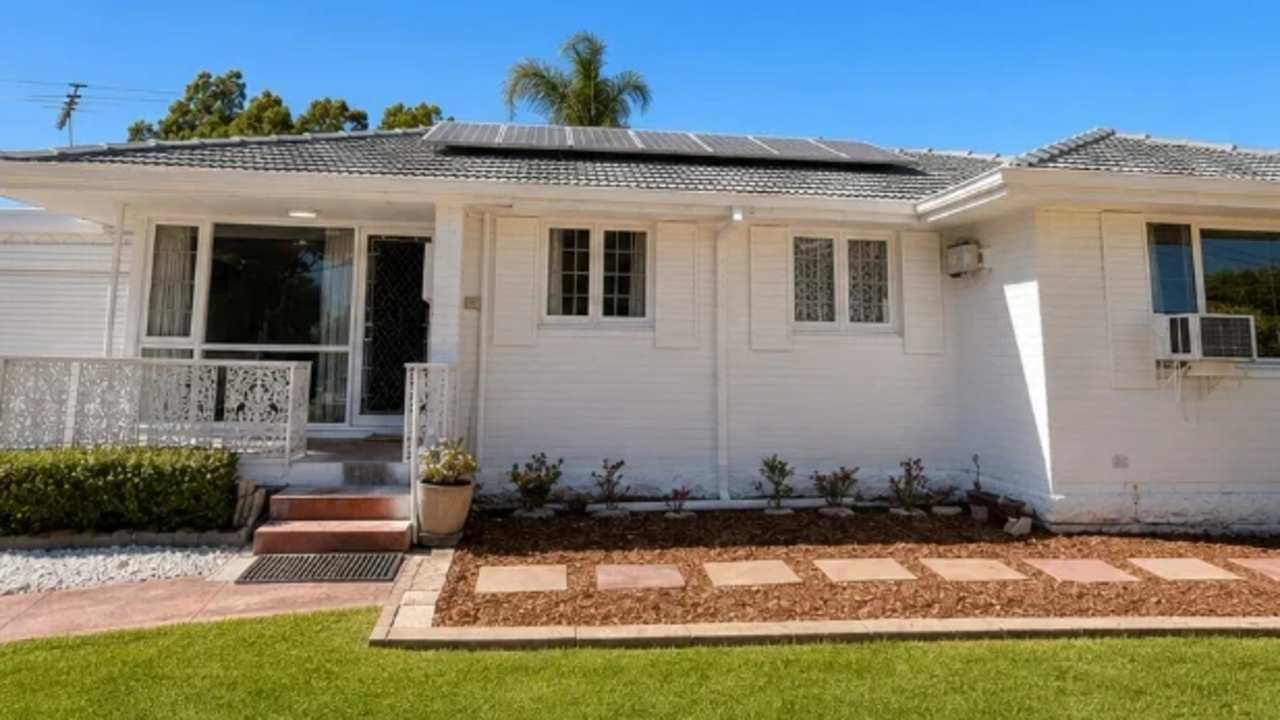 Room in a share house