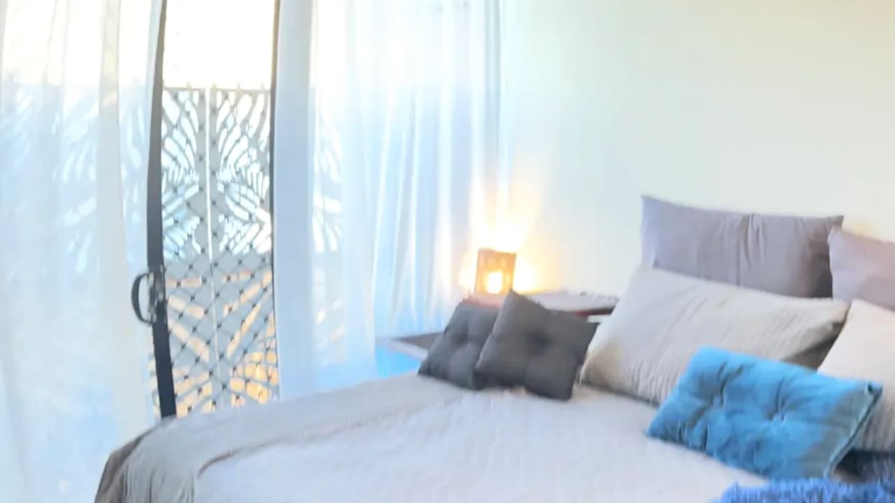Furnished room with own bathroom
