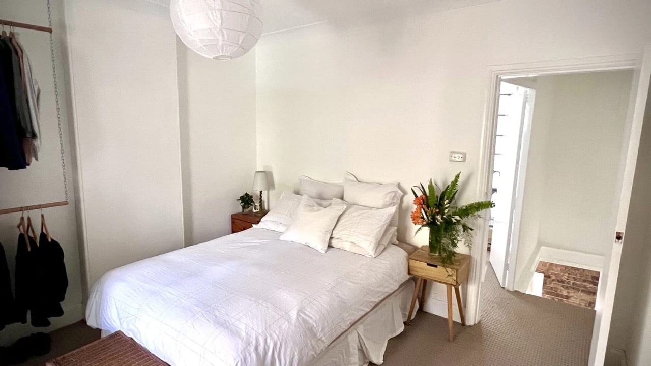 Room in a share house