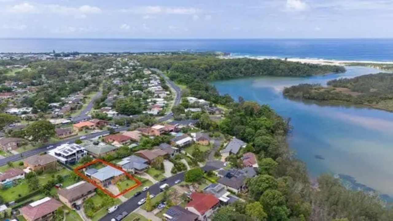 Whole property with 2 rooms for rent