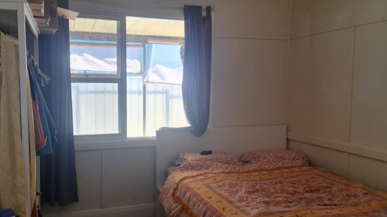 Unfurnished room in a share house