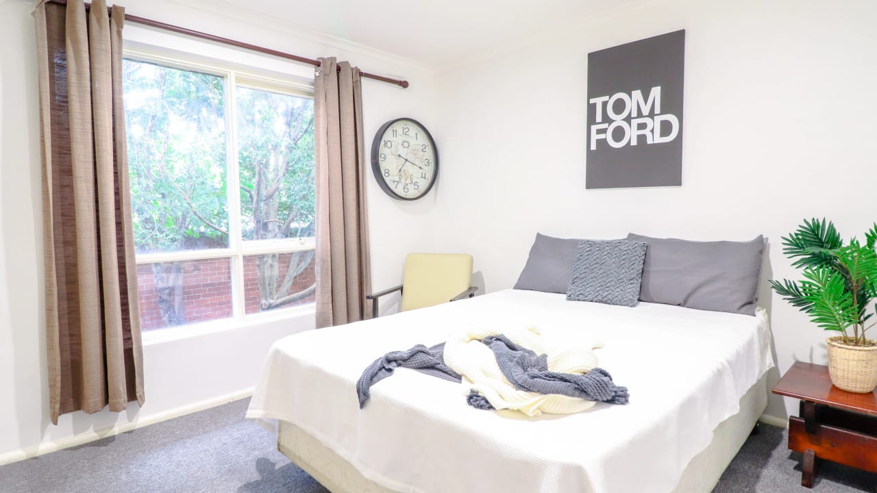 Whole property with 2 rooms for rent