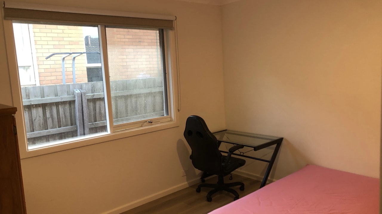 Unfurnished room in a share house