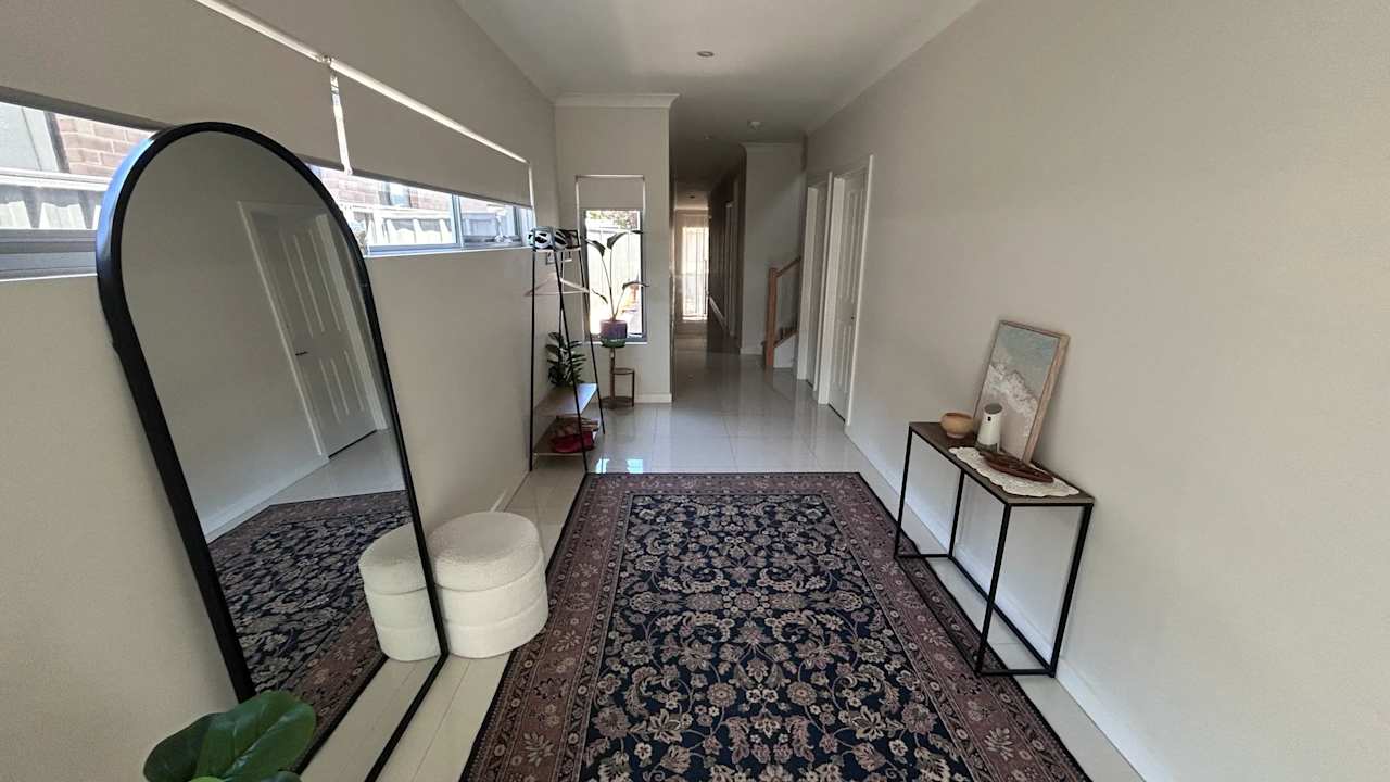 Room in a share house