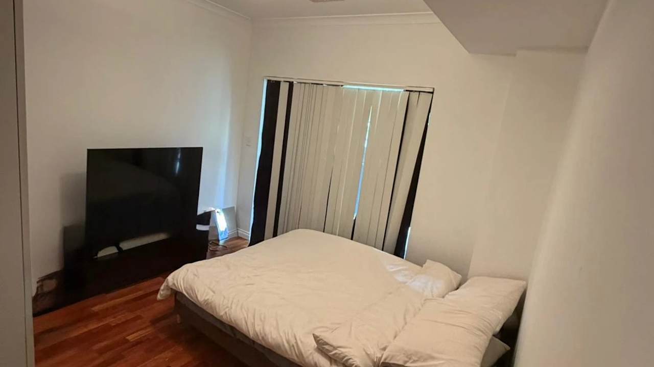 Furnished room with own bathroom