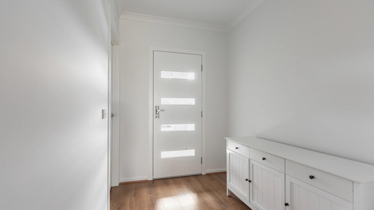 Furnished room with ensuite in a share house