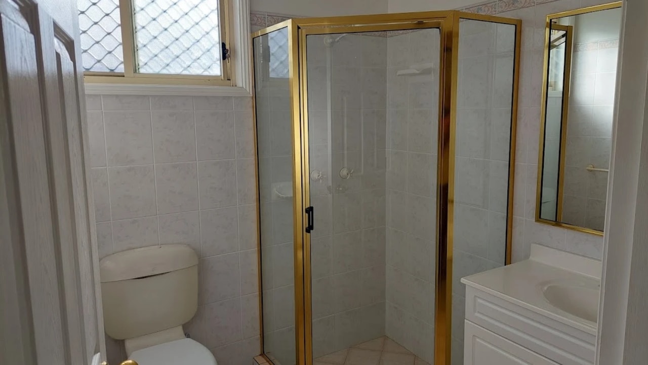 Furnished room granny flat for rent