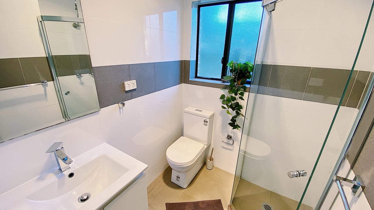 Room in a share house