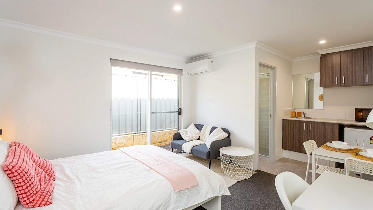 Furnished room with ensuite in a share house