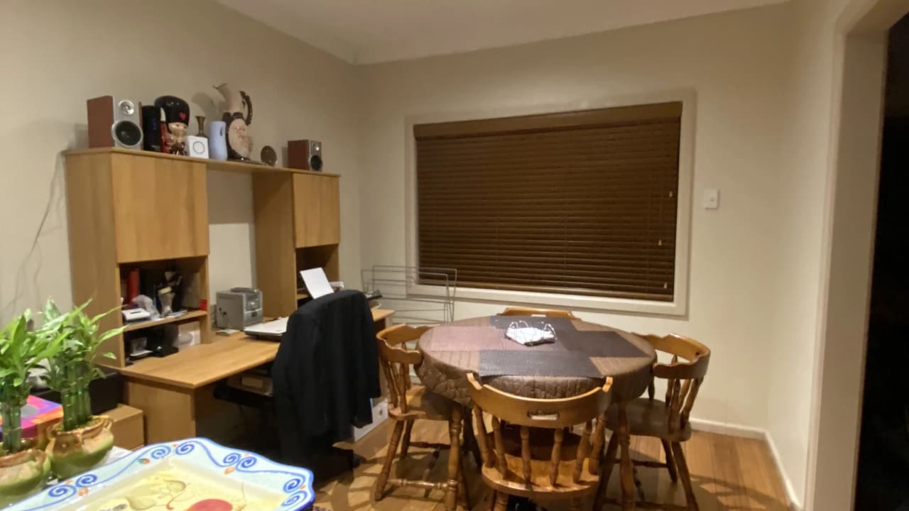 Room in a share house