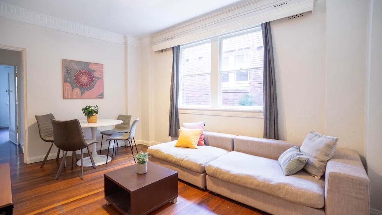 Whole property with 2 rooms for rent