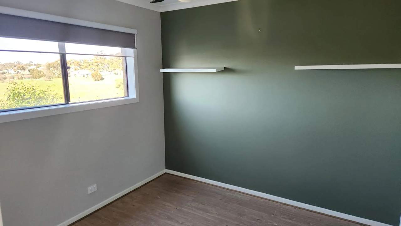 Unfurnished room with own bathroom