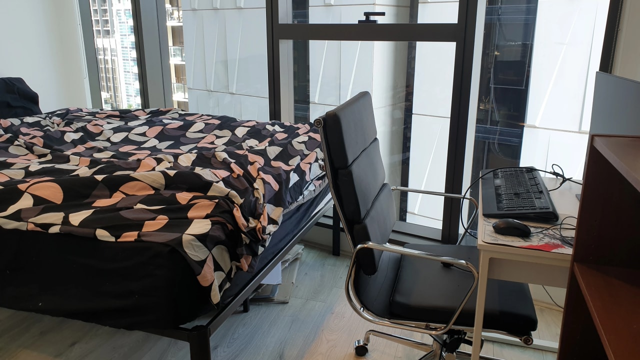 Furnished room with ensuite in a flatshare