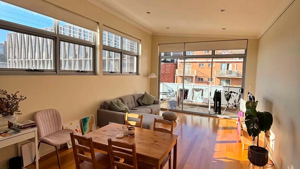 Whole property with 3 rooms for rent