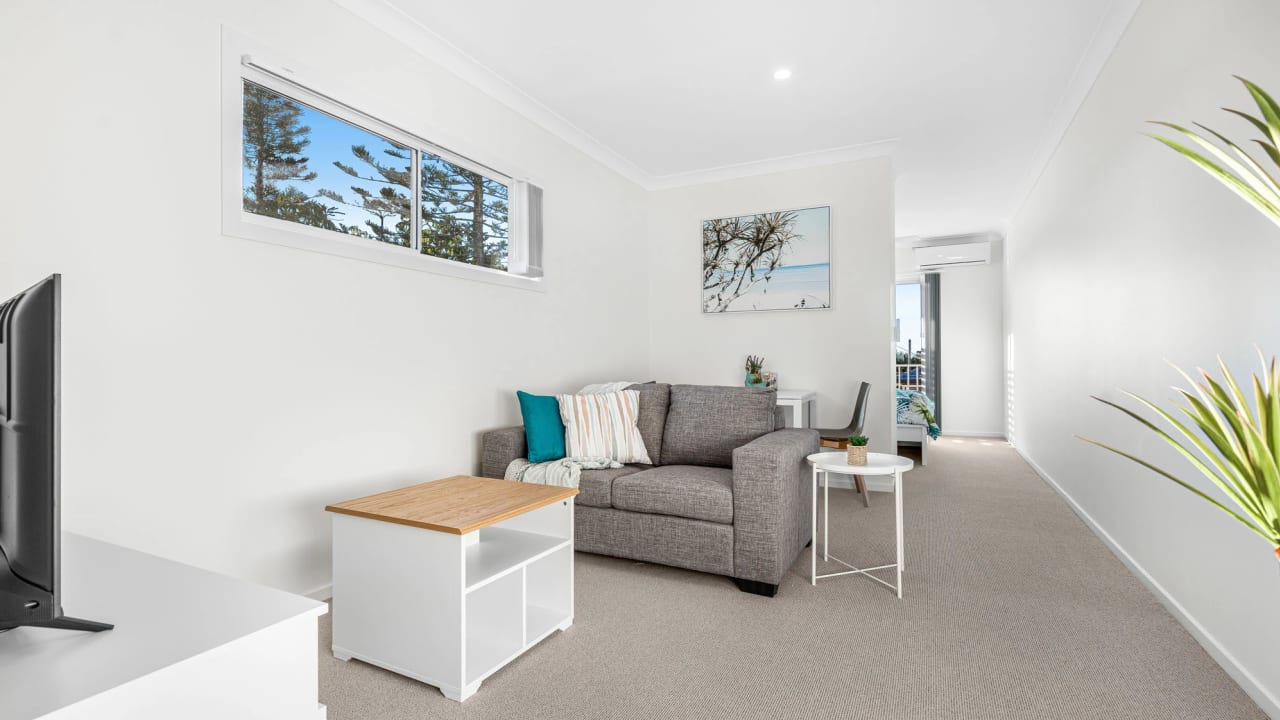 Furnished room studio flat for rent