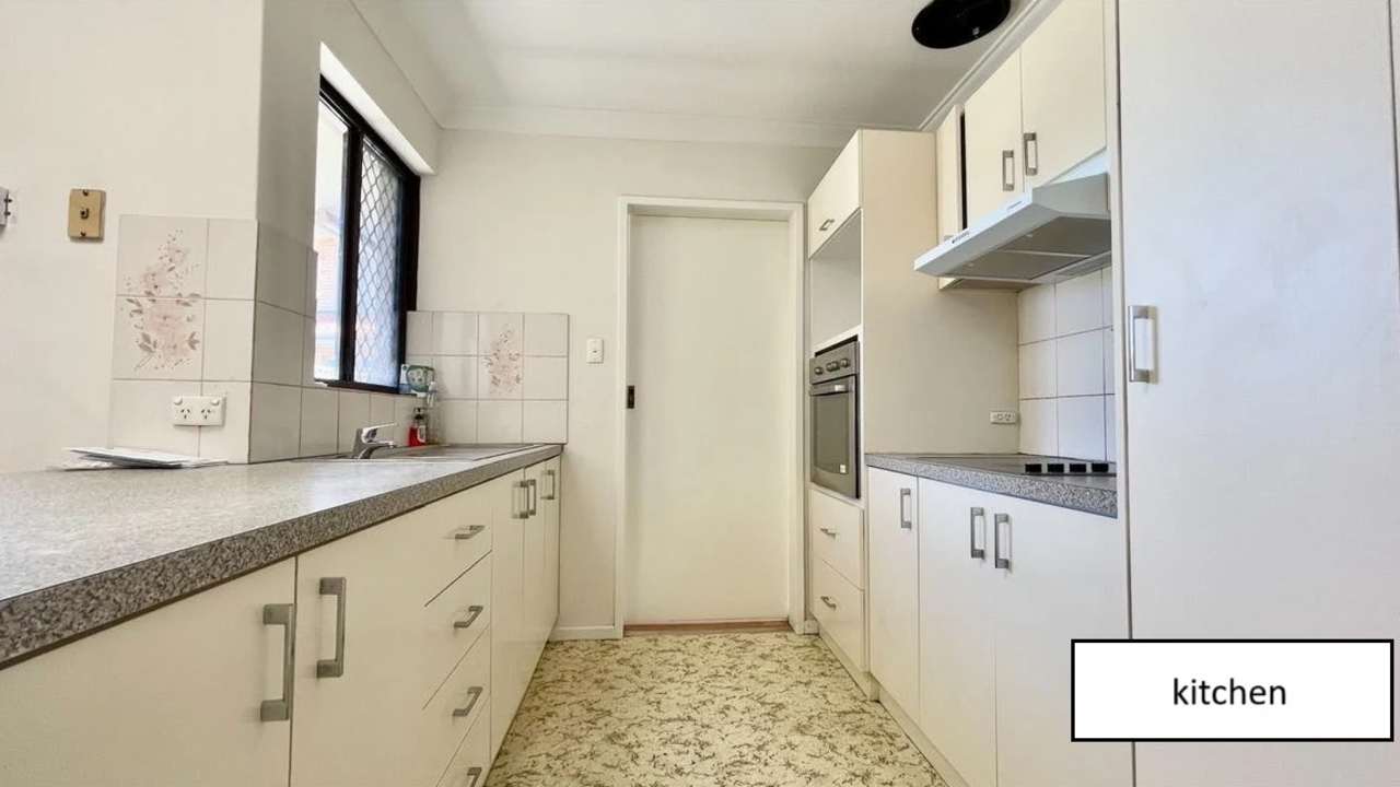 Unfurnished room in a share house