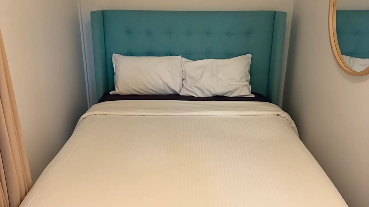 Furnished room studio flat for rent