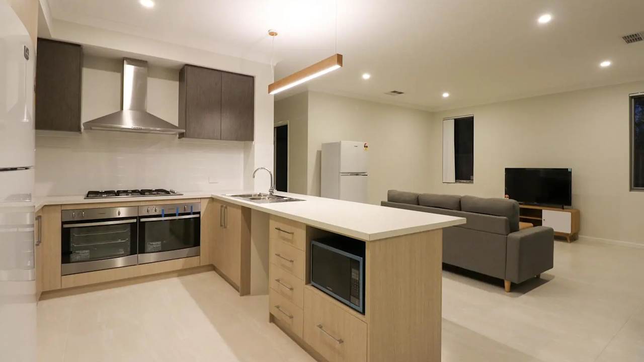 Furnished room in a share house