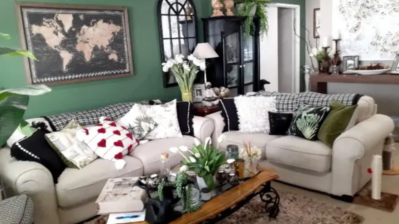 Furnished room in a share house