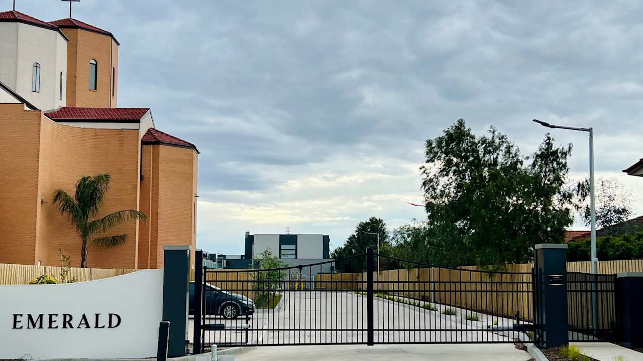 Unfurnished room with ensuite in a share house