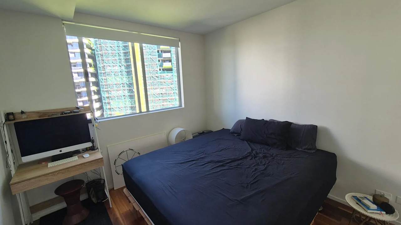 Unfurnished room with ensuite in a flatshare