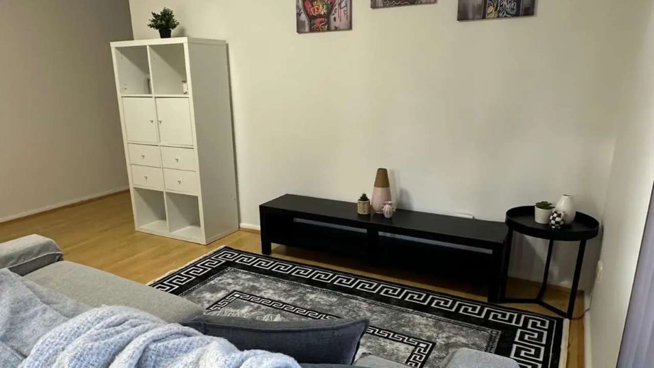 Whole property with 2 rooms for rent