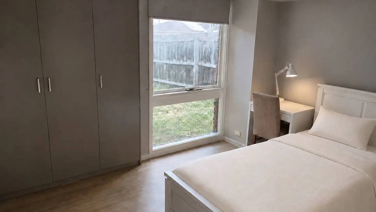 Furnished room in a share house