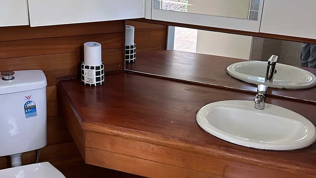Furnished room with ensuite in a share house