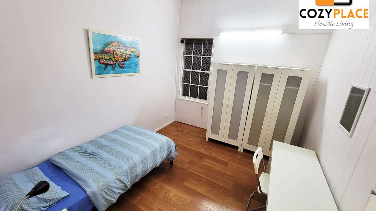 Furnished room in a share house