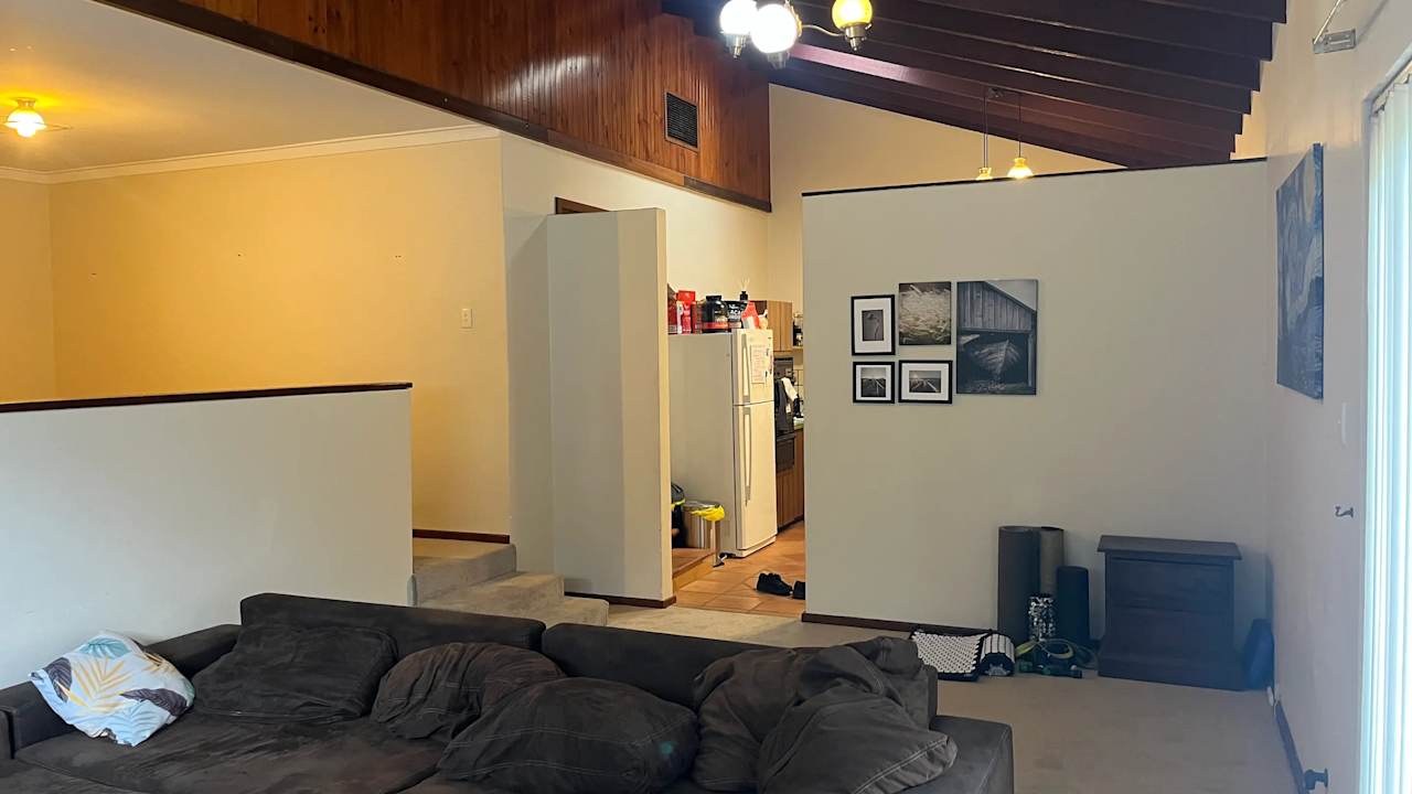 Room in a share house