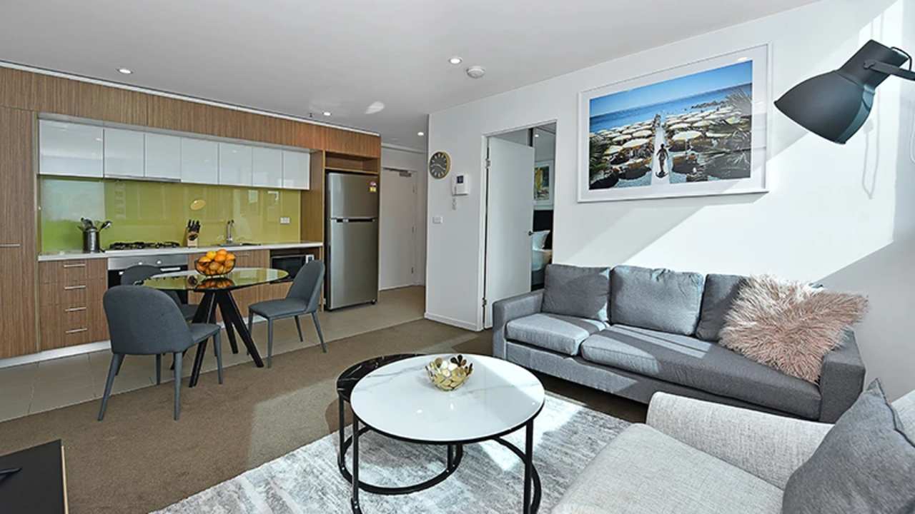 Whole property with 2 rooms for rent