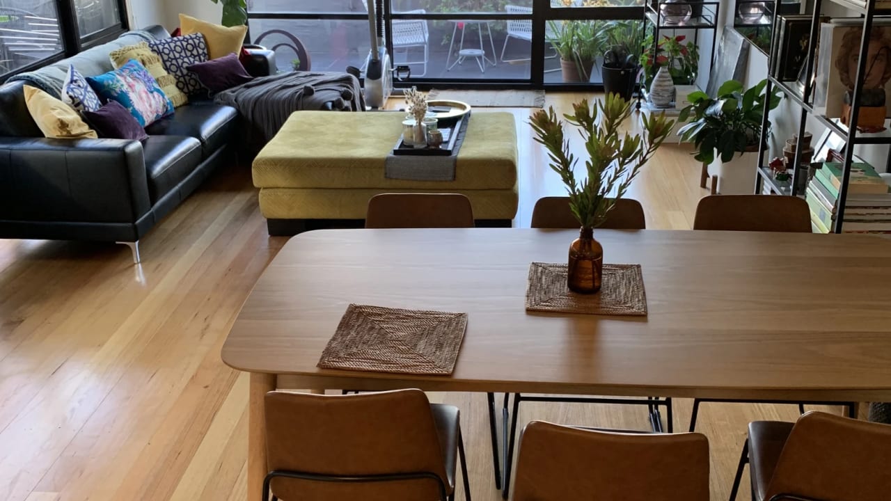 Furnished room in a flatshare