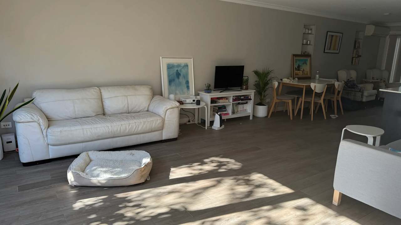 Unfurnished room in a share house