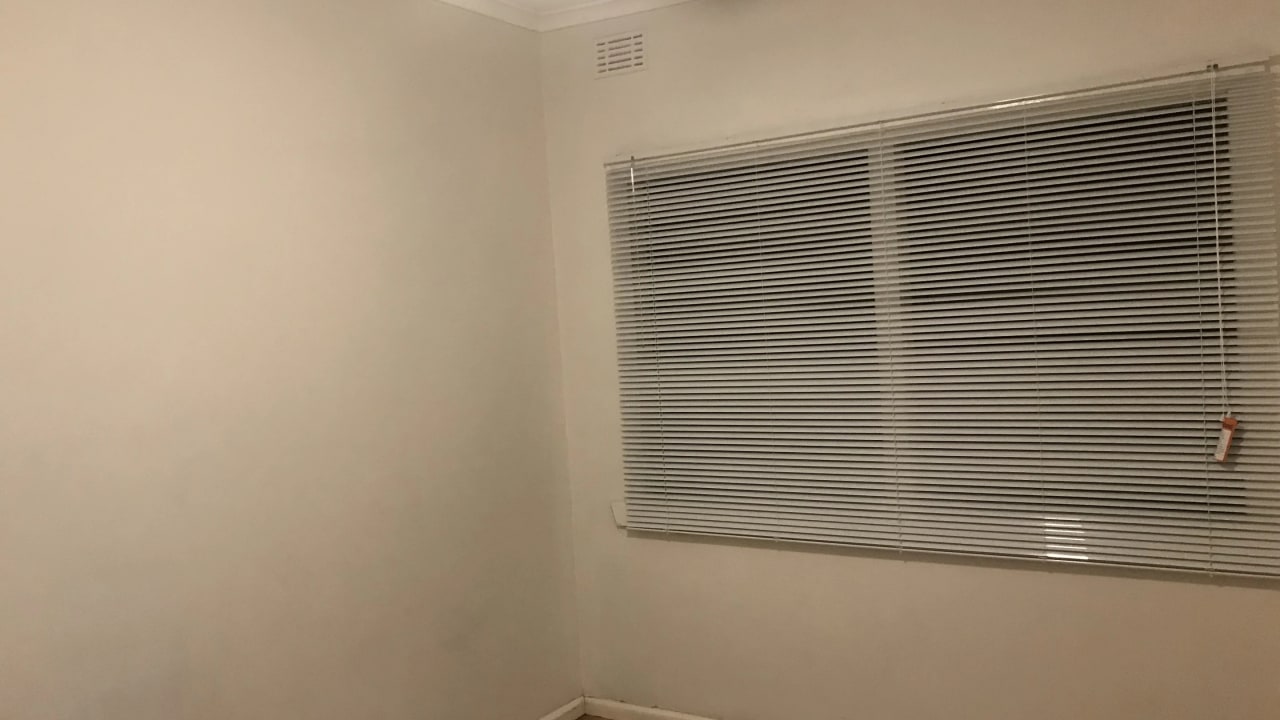 Unfurnished room in a share house