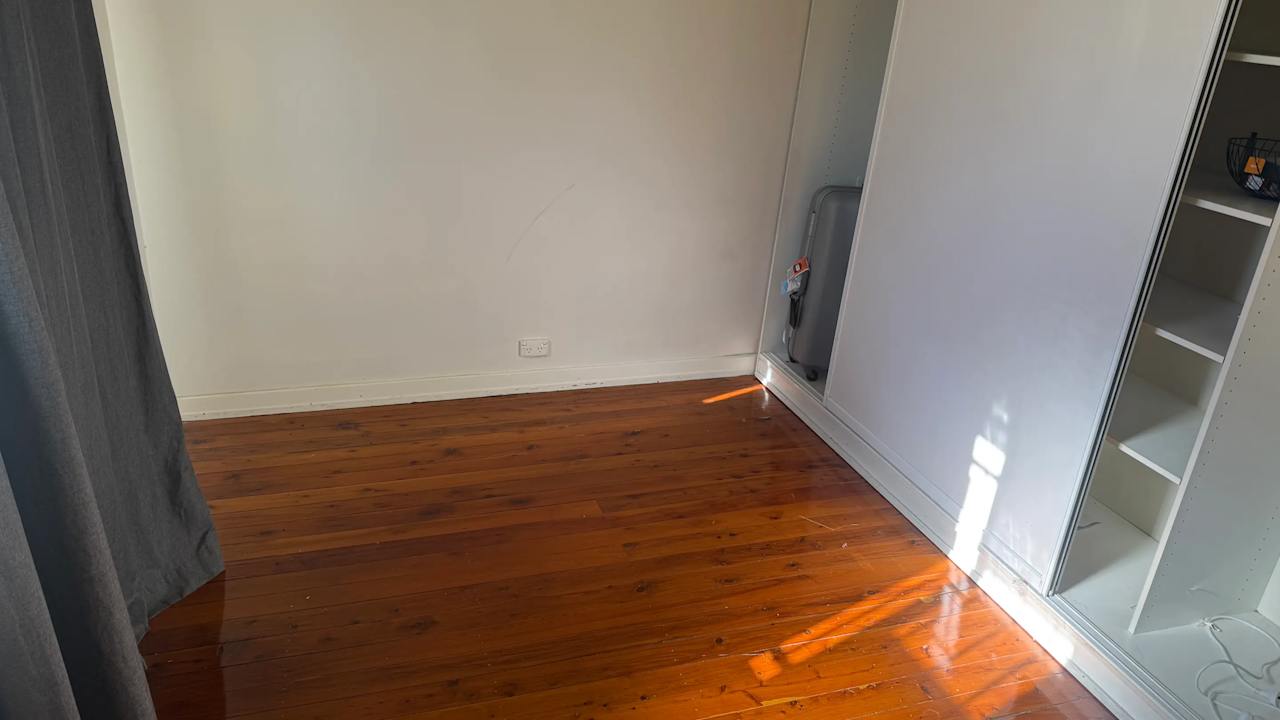 Unfurnished room in a share house