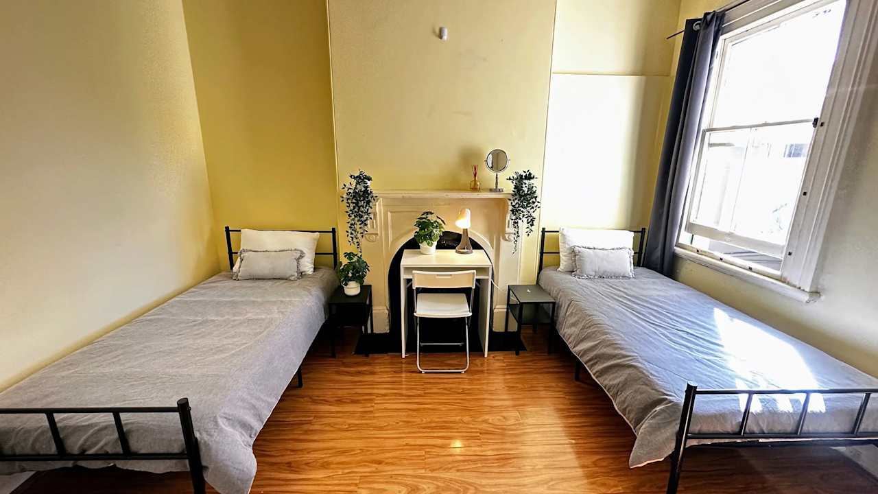 Furnished room in a share house