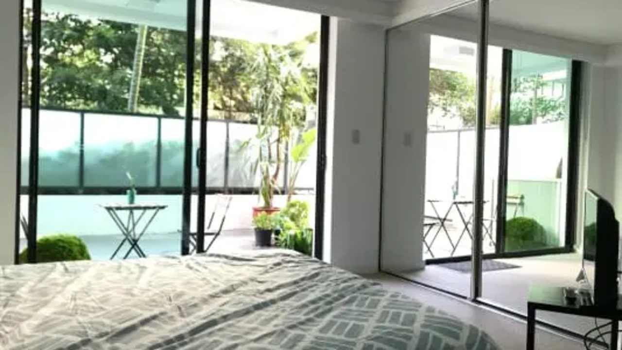 Furnished room with own bathroom